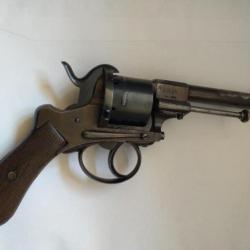 Revolver a  broche 9 mm