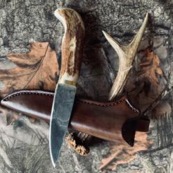 couteau de chasse artisanal rustique