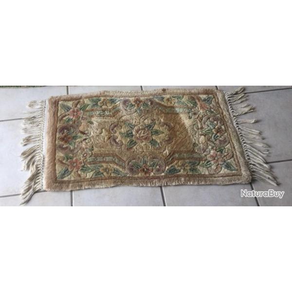 Tapis d'orient ancien en laine