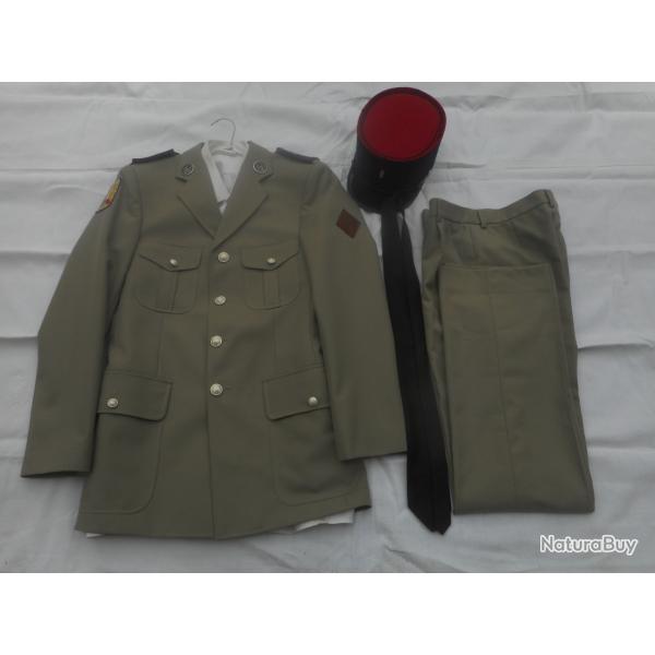 belle uniforme de sortie/ parade gris clair du 515 me RT veste pantalon et kpi