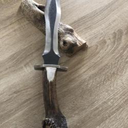 Dague Le Garenne® Fabrication artisanale 40cm, lame 26.5cm, Acier 5160, manche bois de cerf