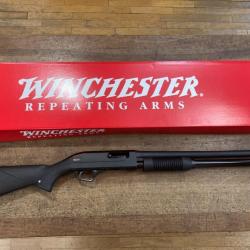fusil à pompe Winchester SXP Defender High capacity 20 " calibre 12 Mag