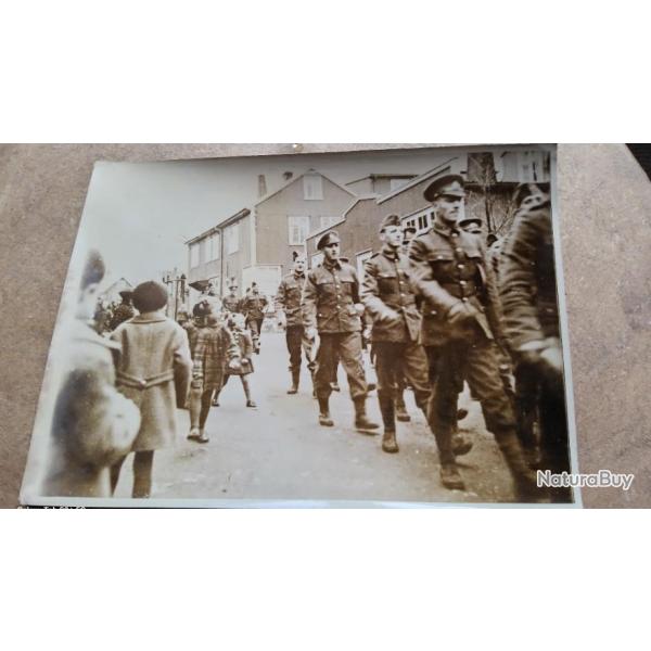 Ancienne Photos de presse  militaires troupe  britanniques des les les faroe .  Mai 1940