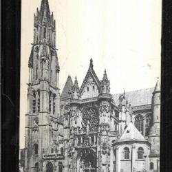 senlis la cathédrale , carte postale ancienne