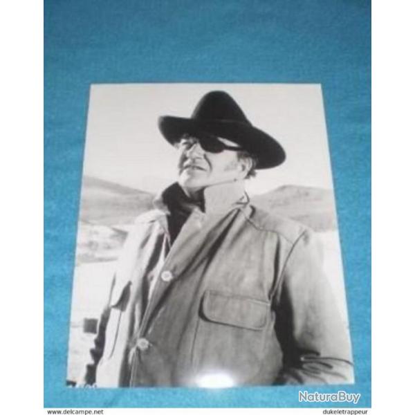 Photo vritable sur John WAYNE !!! Collection !!! Cowboy, Country, FarWest , WINCHESTER,COLT ! (6)