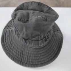 Chapeau huilé taille S