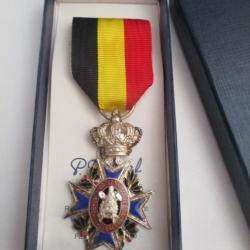 Médaille belge du Travail fab. P. DEGREEF