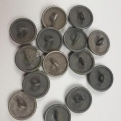 Lot de boutons Allemand WW2 1939 / 1945 avec marquages d'époque