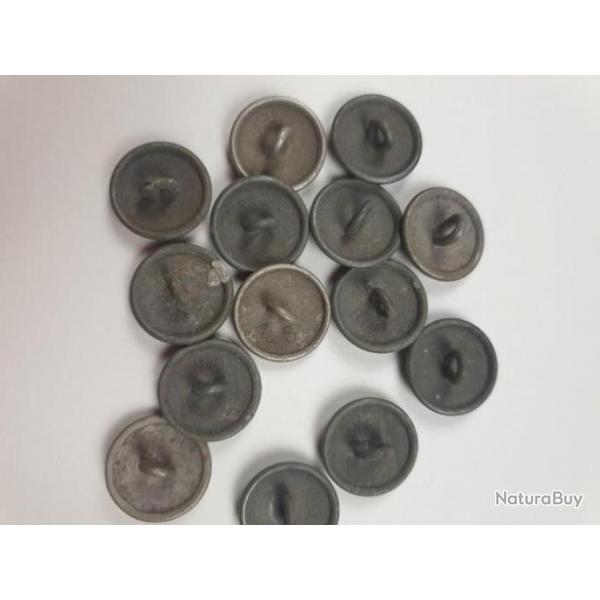 Lot de boutons Allemand WW2 1939 / 1945 avec marquages d'poque