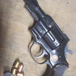 Rare Revolver d'alarme, 9mm  ou 380  ARMINIUS HW 1 G d'origine .Gas-Alarm 380 .Made in Germany