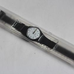 SWATCH Montre Standards 1992 GB726 Day date