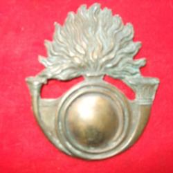 Grosse grenade et cor de chasse de giberne  de Voltigeur. 1er 2e Empire . collection militaria .