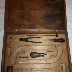 Coffret de duel avec accessoires 1840