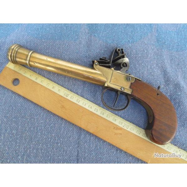 pistolet  silex de marine  coffre bronze