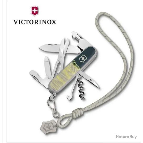 Victorinox 1.3909.E223 Companion New York Style