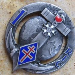 insigne Premier Régiment Infanterie Coloniale 1er R.I.C.rare attaches plate Indochine Extrème orient