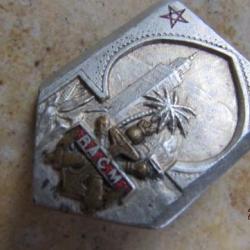 insigne R.A.C.M Régiment d' Artillerie Coloniale du MAROC, bandeau émail rouge drago paris