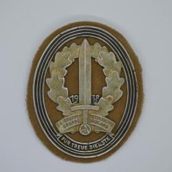 2. Insigne de la médaille SA