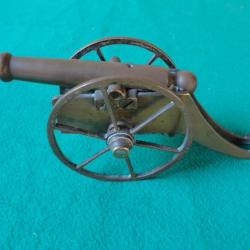 Canon d'artillerie modèle réduit en bronze.