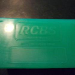 1 boite à munition RCBS en plastic vert clair 50 cases pour rifle médium