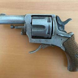 Revolver bulldog fabrication belge Cal. 380 - 1 sans prix de réserve !!