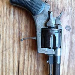 Rare Revolver type mini 1887,lamur et gibrol.cal 320.