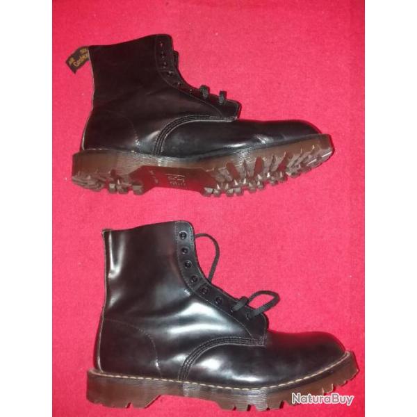dr martens taille 11 UK ENGLAND comme neuf rare model crampons outdoor chasse foret