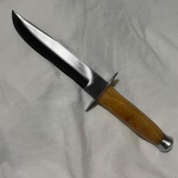 Couteau 32cm droit forgé avec garde bois d'olivier