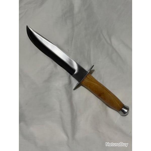 Couteau 32cm droit forg avec garde bois d'olivier