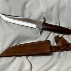 Couteau à garde 32cm forgé manche bois de rose enchère 1
