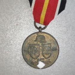 Médaille  de la DIVISION AZUL ." Fabrication Deschler. n°1" 1941/43   WW2 Wehrmacht , Franco