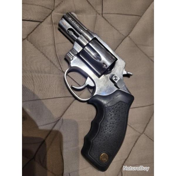 Revolver TAURUS 85 calibre 38sp