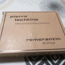 UNE BOÎTE DE CARTOUCHE PIERRE LECHKINE VIDE CALIBRE 16