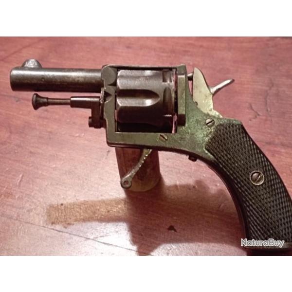 Revolver 320 St Etienne.