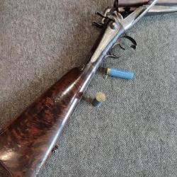 Fusil juxtaposé à broches calibre 16 fabrication liegoise canon damas bronzé marron + 2 cartouches