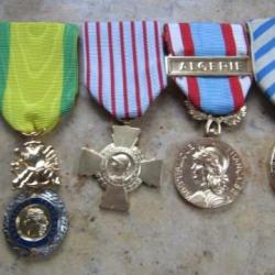 médaille militaire V° repu commémorative Algérie maintien ordre AFN croix combattant Afrique du Nord