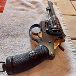 Revolver 7.5 suisse 1882