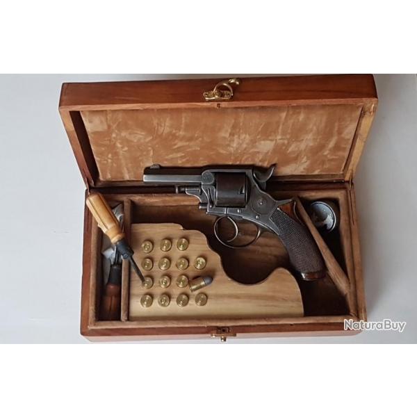 Exceptionnel revolver TRANTER modle 1868 calibre 450