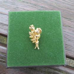 VINTAGE - Ancienne broche pin's en métal doré a décor de roses - France (XXé)