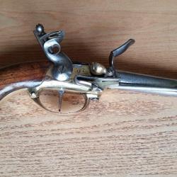 Pistolet de cavalerie ou d'arçon réglementaire français modèle 1777 type 1