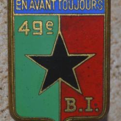 49° Bataillon d'Infanterie, avec sigle, émail, dos lisse