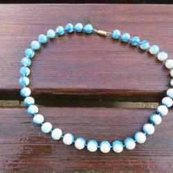 VINTAGE - Collier ras de cou de 38 perles bi-couleur Bleu & Blanc (Vers 1980-90)