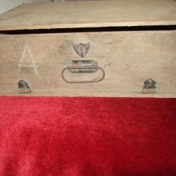 Boîte à paquetage de chambrée pour Piou-piou : collection militaria
