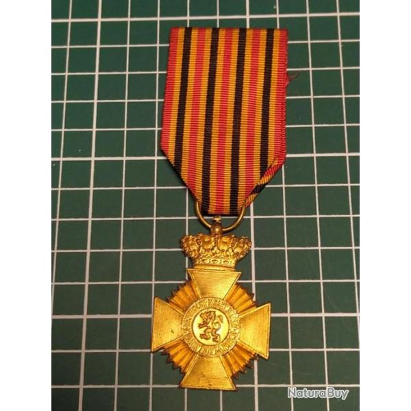 MEDAILLE DECORATION MILITAIRE DE 2eme CLASSE POUR ANCIENNETE, 15 ans service BELGIQUE Apres 1952 (3)