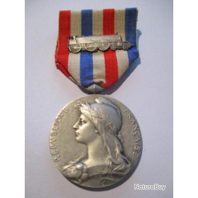 Un ruban de médaille du travail MONACO