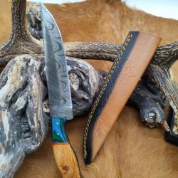 Couteau chasse lame damas Manche en bois d'Olivier  + couteau à depecer pradel excellence offert w15