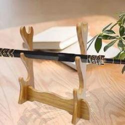 Présentoir  bois massif pour 3 pièces - Pour épée -  Tanto - Katana - Wakizashi
