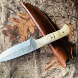 couteau de chasse artisanal rustique / série bélier