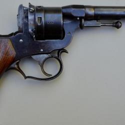Revolver Perrin modèle 1859 2ème type 12 mm Perrin attribué au capitaine Armand Daguet 9ème Dragons