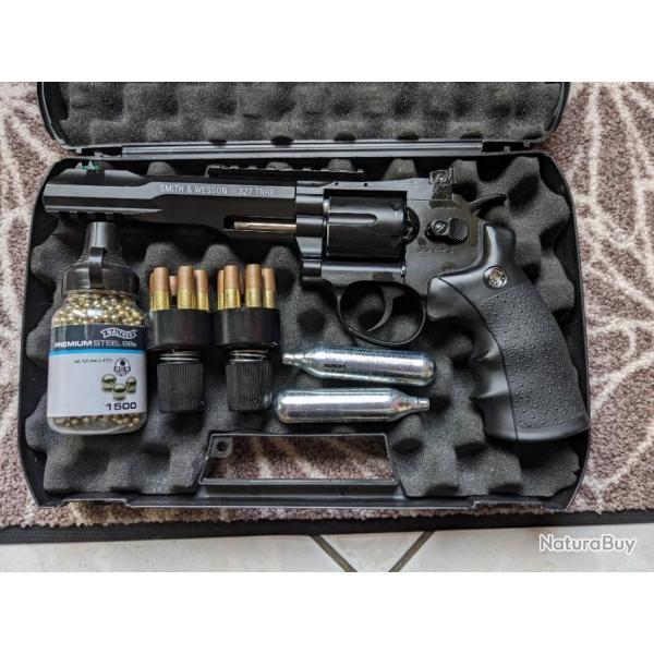 Rvolver Smith &Wesson 327 TRR8 - CO2 - cal 4,5 & accessoires